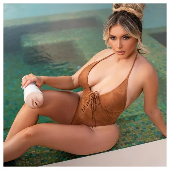 Fleshlight Kayley Gunner - vagin realist - nuanță naturală